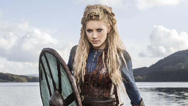 Rainha e escudeira Lagertha 