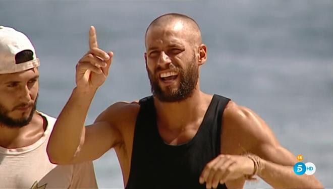 Albert sufre un rapado accidental 