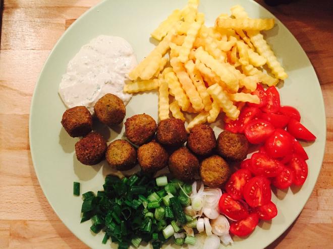 N&atilde;o falar sobre o assunto enquanto se come