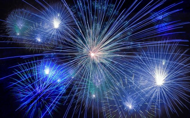 Stelle e fuochi a Ferragosto