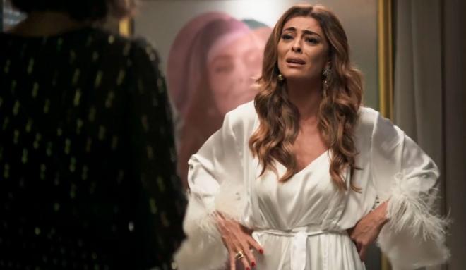 Expulsa da pr&oacute;pria casa