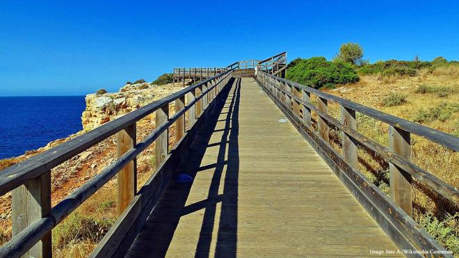 Explore the Carvoeiro Boardwalk