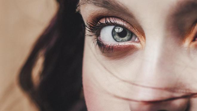 Hacer dibujos con los ojos