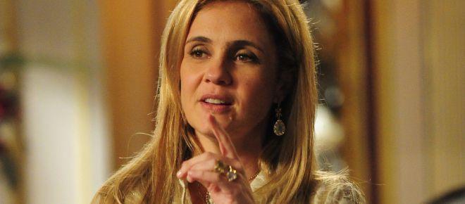 Carminha flagra Monalisa com Tuf&atilde;o