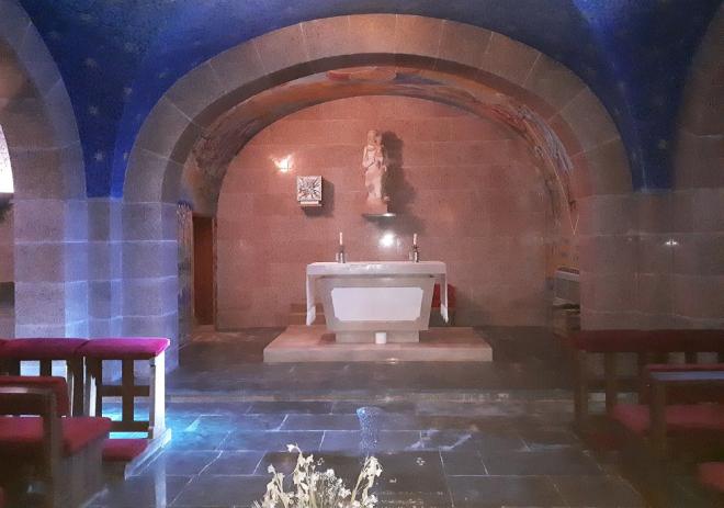 La l&aacute;pida de la esposa de Franco