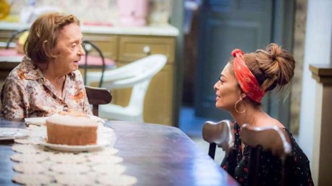 Matilde acende alerta sobre troca de beb&ecirc;s ao tratar Maria da Paz como m&atilde;e de Joana