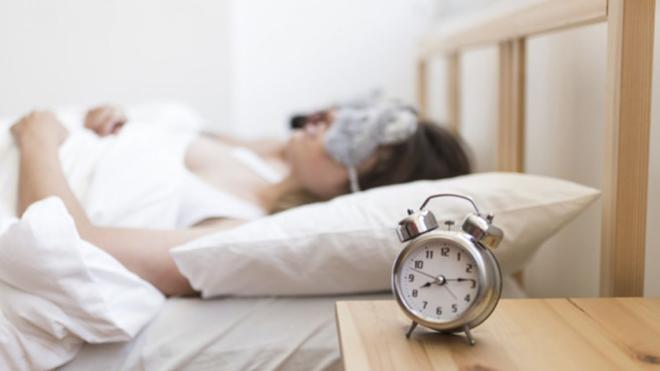 Estar c&oacute;modo en la cama 