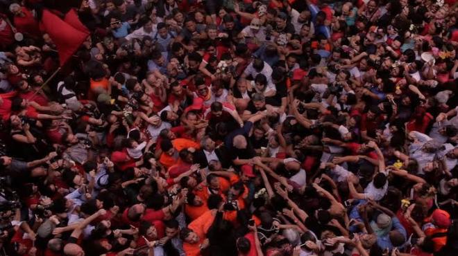 'Democracia em Vertigem' (2019)