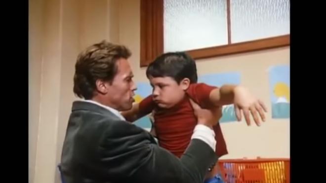 'Um Tira no Jardim de Inf&acirc;ncia' (1990)