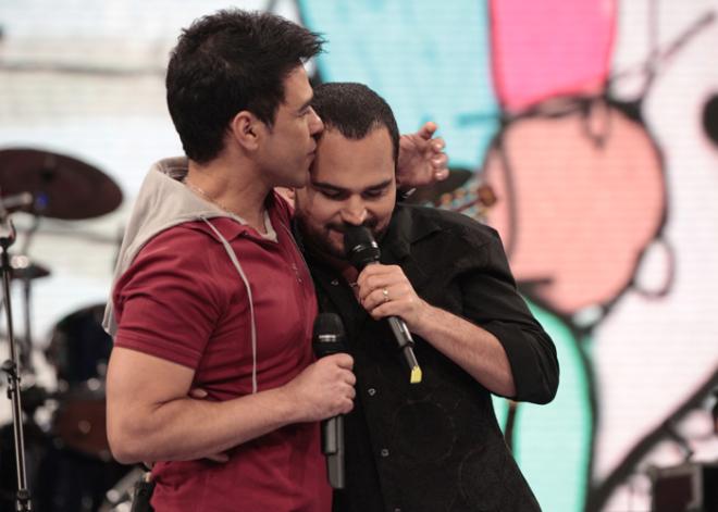 Zez&eacute; Di Camargo e Luciano - Emo&ccedil;&atilde;o em Curitiba