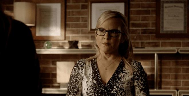 Rachael Harris (Linda)