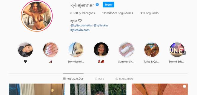 Uma das mulheres mais seguidas do Instagram