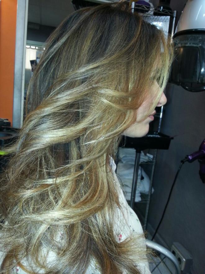 Menos da&ntilde;os en el pelo