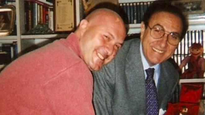 Ha un figlio inizialmente tenuto 'segreto' di nome Alessandro