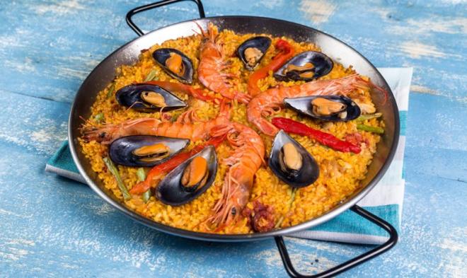 La paella espa&ntilde;ola, la reina de la recetas de la Madre Patria
