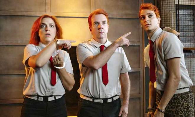 'Ningu&eacute;m T&aacute; Olhando' (2019)