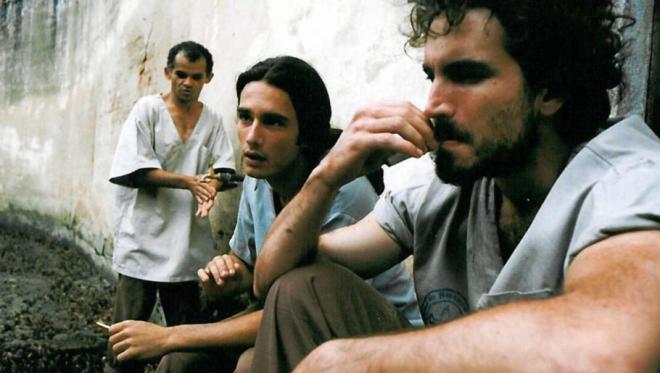 'Bicho de Sete Cabe&ccedil;as' (2001)