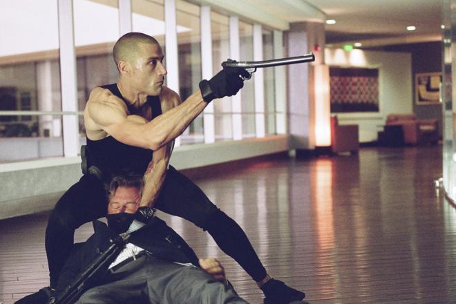 'A Sombra do Inimigo' (2012)