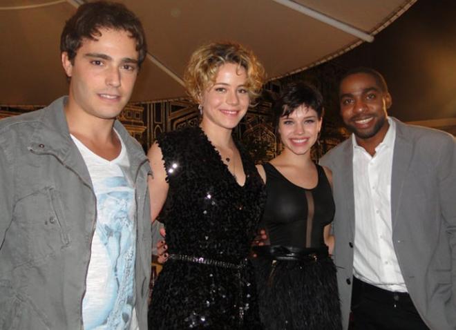 'Insensato Cora&ccedil;&atilde;o' (2011)