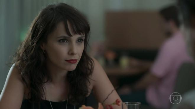 Jogando com a inimiga