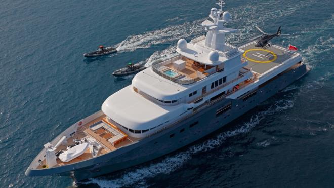 El s&uacute;per yate