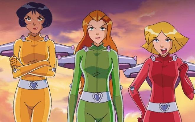 'Tr&ecirc;s Espi&atilde;s Demais'