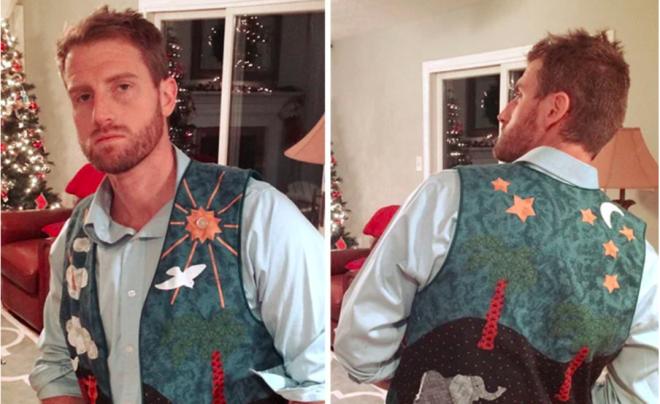 Le c&eacute;l&egrave;bre pull ou gilet de No&euml;l