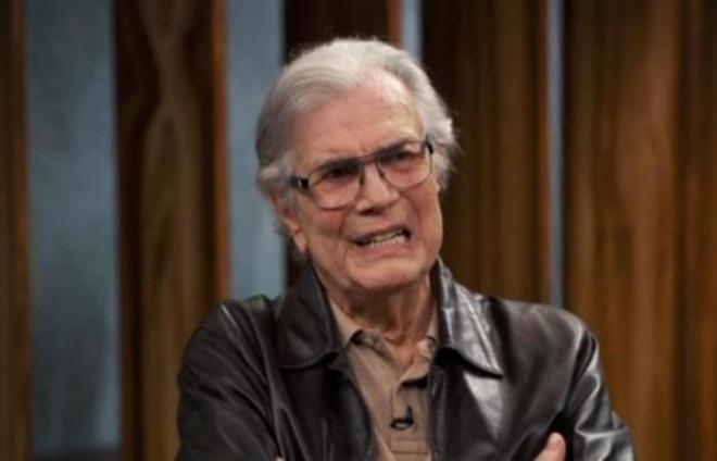 Tarc&iacute;sio Meira 