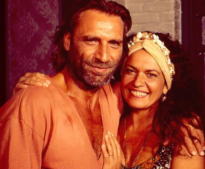 'Tropicaliente' (1994)