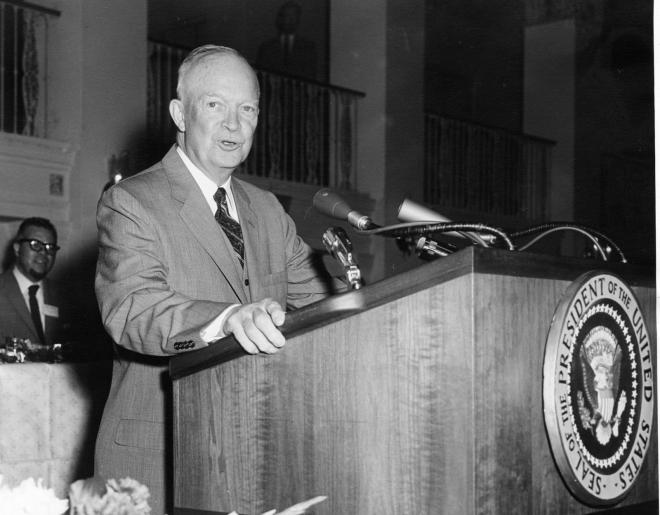 Dwight D. Eisenhower - 62 anos