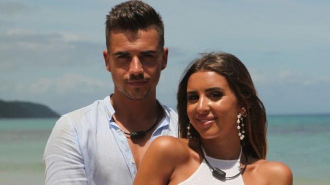 JES&Uacute;S Y MARINA