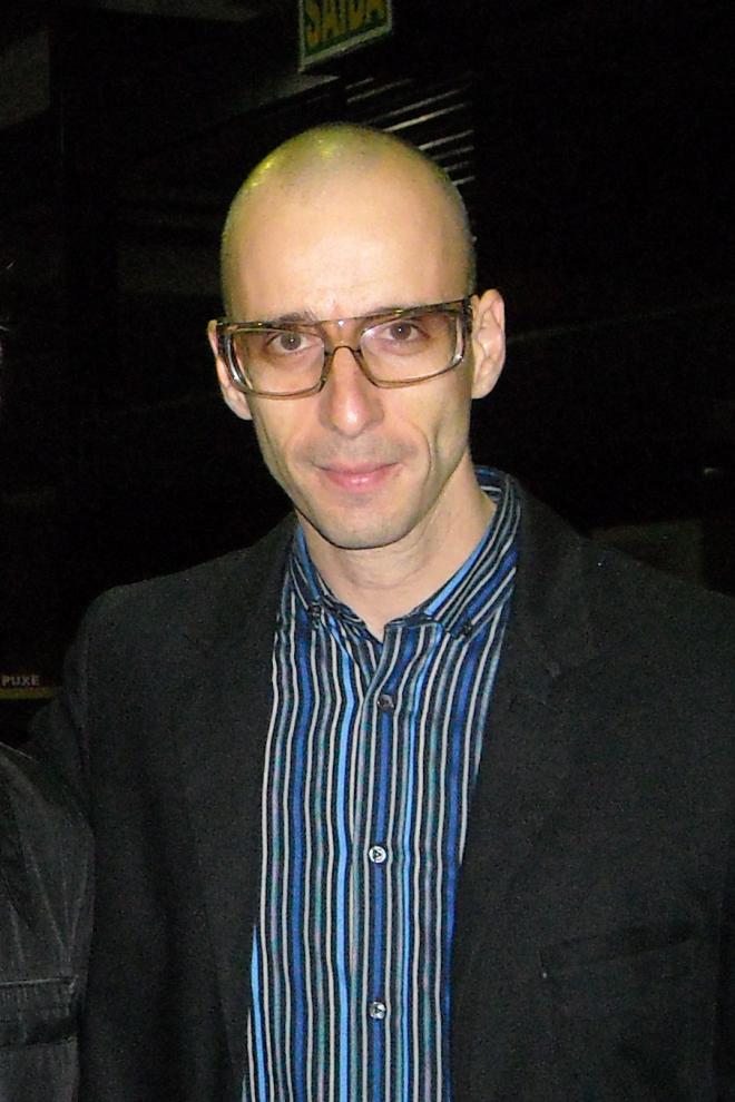 Caz&eacute; Pe&ccedil;anha