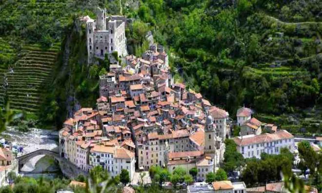 Dolceacqua (Imperia) 