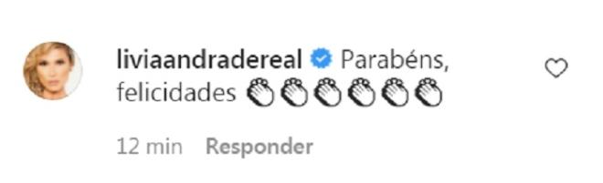 L&iacute;via Andrade