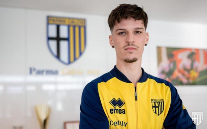 Dennis Man, Parma, 10 mln