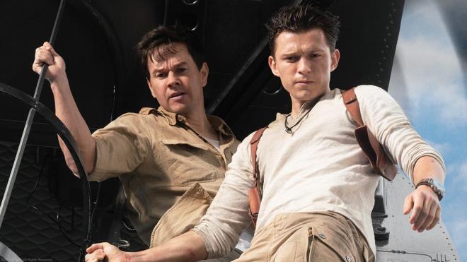 Tom Holland ha lavorato in un ristorante per prepararsi al ruolo 