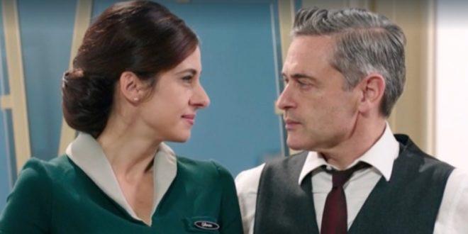 Ezio sceglie Gloria e va a vivere con lei e Stefania 