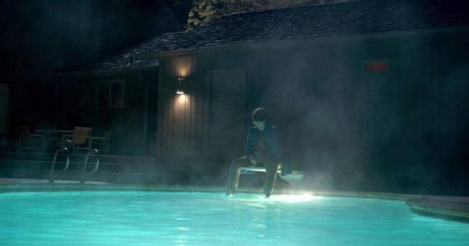 Barb (Shannon Purser) &eacute; morta pelo Demagorgon