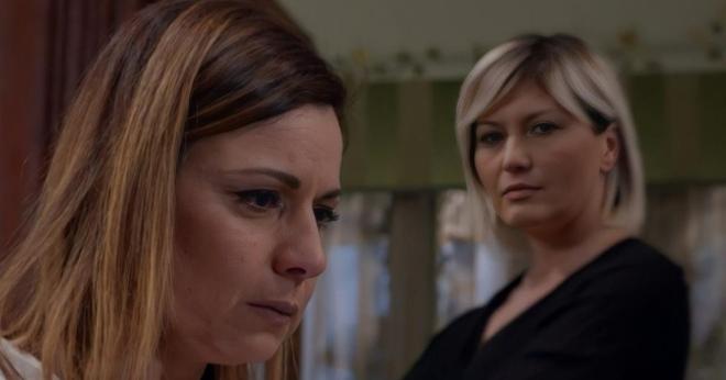 Silvana: la cameriera licenziata