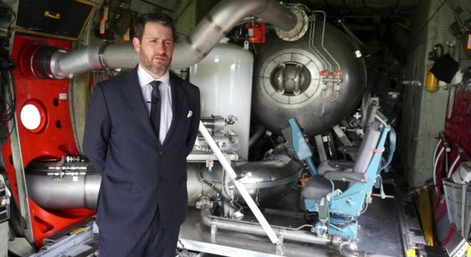 &Egrave; laureato in ingegneria aerospaziale 