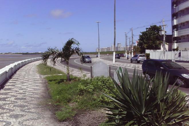 Cal&ccedil;ad&atilde;o da Praia Formosa 