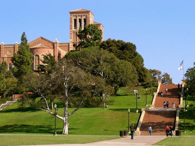 Universidade da Calif&oacute;rnia em Los Angeles (UCLA)