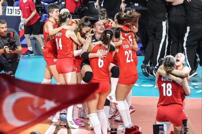 Advers&aacute;rios rec&eacute;m-sa&iacute;dos do Campeonato Europeu