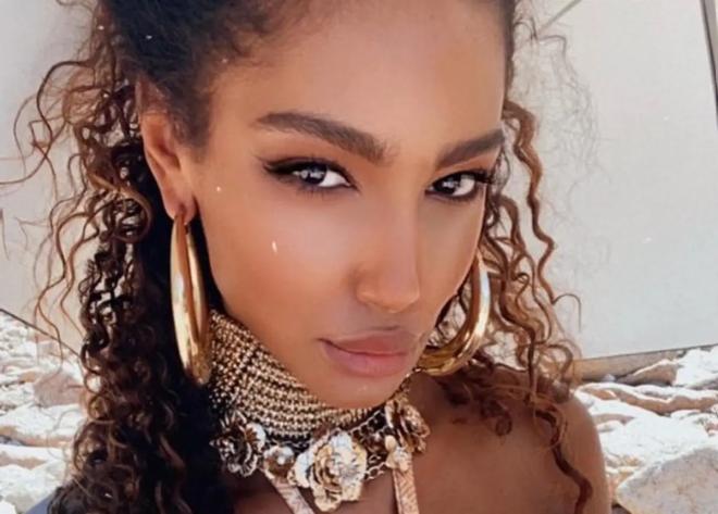 Samira Lui: carta d'identit&agrave;