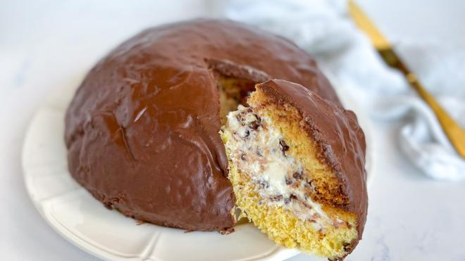 Zuccotto al panettone e cioccolato