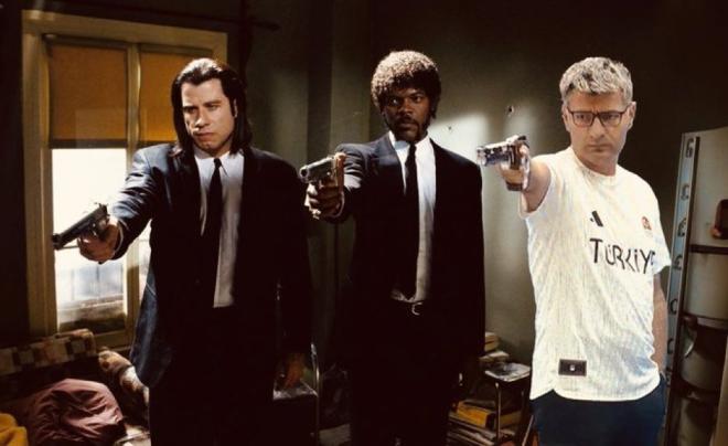 Yusuf Dikec in Pulp Fiction accanto a John Travolta e Samuel L. Jackson