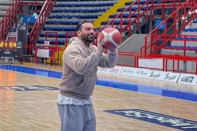 Gioca a basket