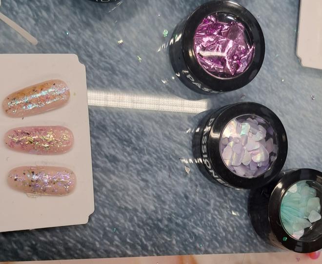 Effetto cat-eye vetro per unghie