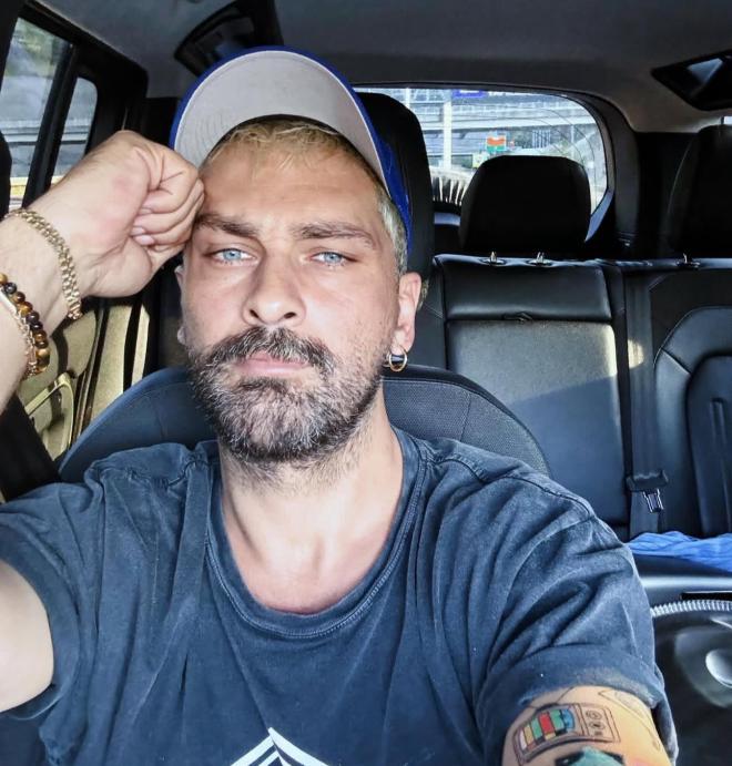 Onur Tuna: passaporto