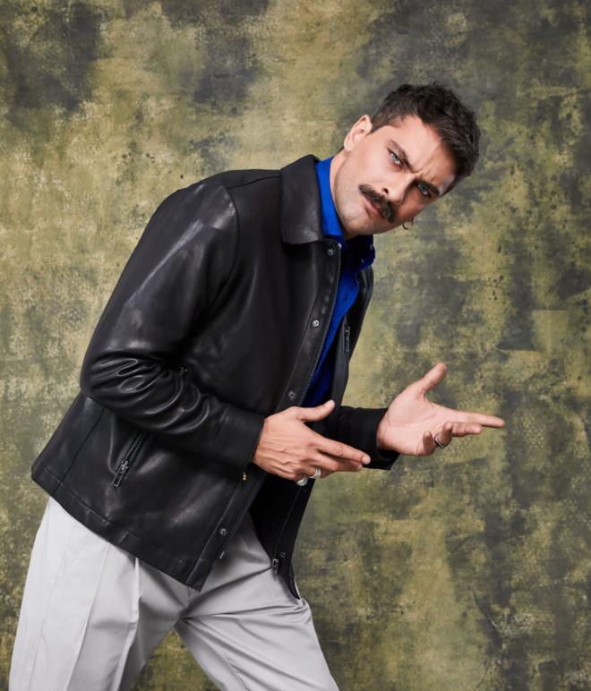 Il talento musicale di Onur Tuna